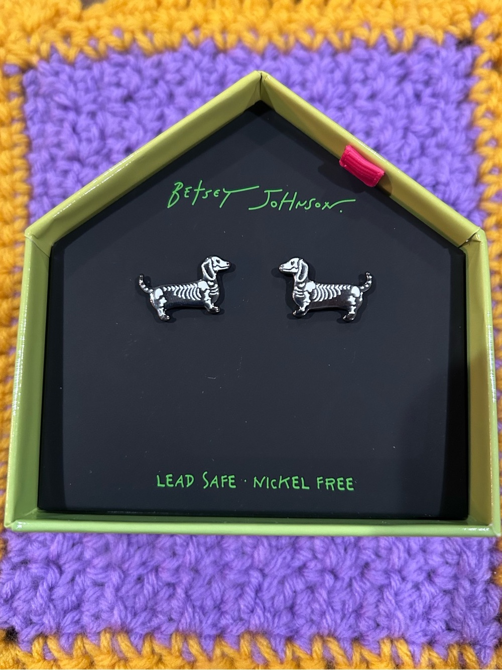 NIB Betsey Johnson Skeleton Dachshund Stud Earrings - Picture 4 of 6